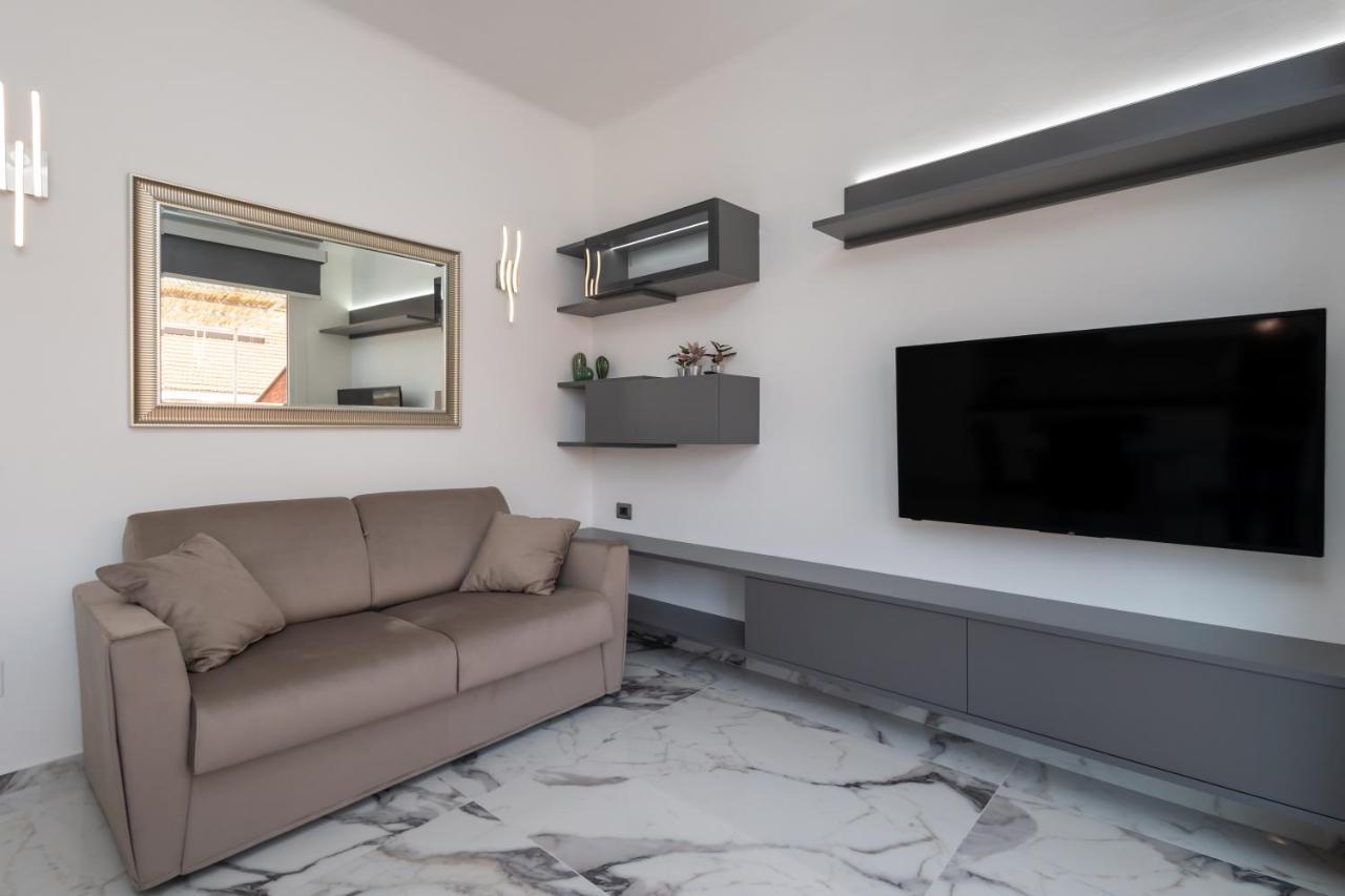 Casa Vacanza " La Rosa " Imperia Liguria Extérieur photo